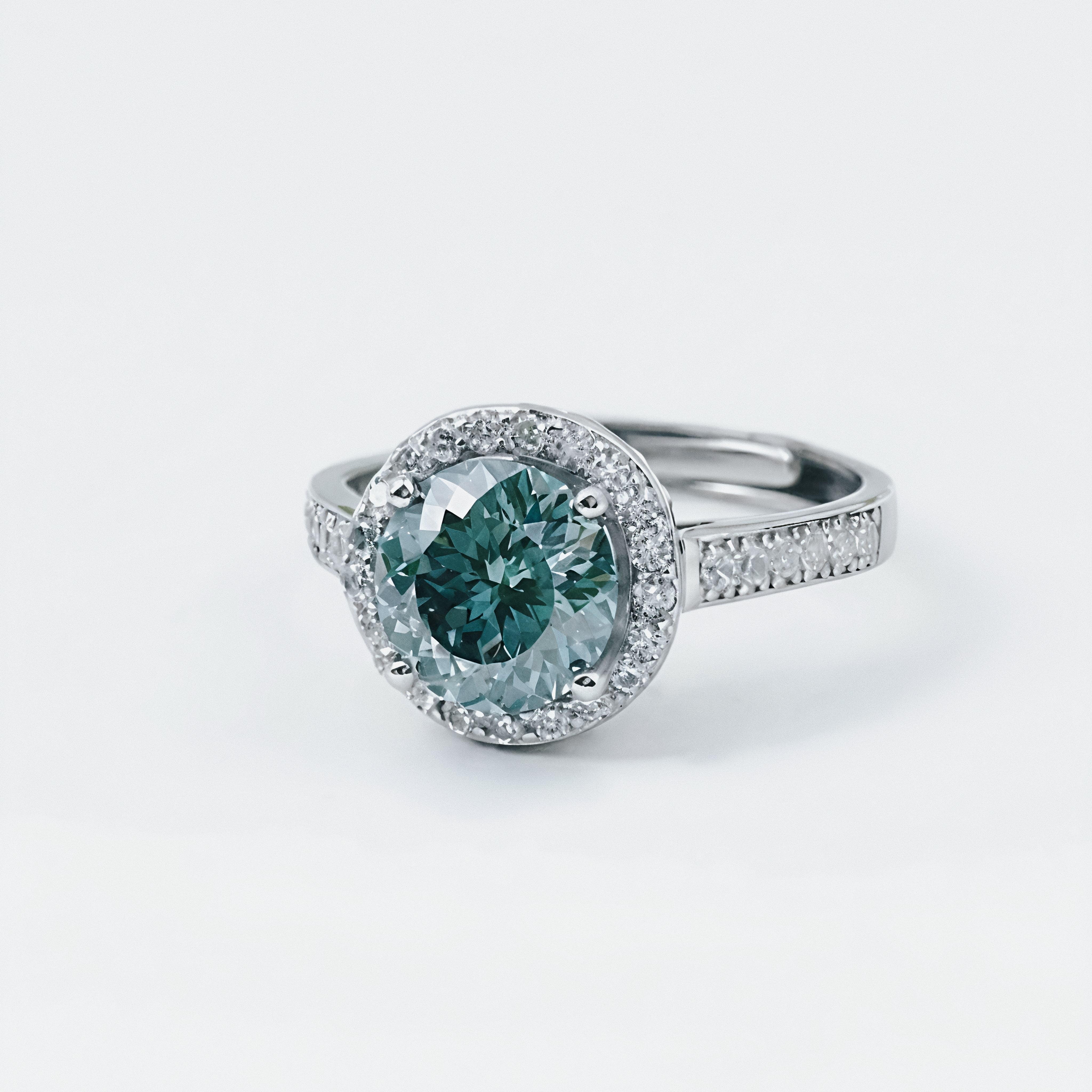 Eterna Radiance Ring